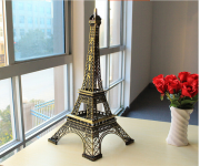 Bronze Tone Paris Eiffel Tower Figurine Statue Antique Home Decoration Vintage Metal Showpiece