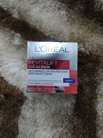 L'Oreal Paris Revitalift Cica Anti-Aging Night Cream 50ml: Enhancing Skin's Youthfulness while You Sleep - Best Price in Bangladesh | Shampoobd