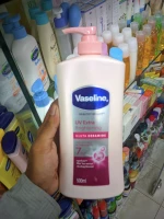 Vaseline UV Extra Brightening Gluta Glow Lotion 500ml - Price in Bangladesh - Price in Bangladesh