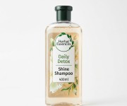 Herbal Essences Daily Detox Shine shampoo