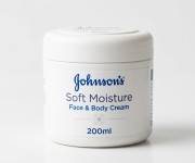 Johnson's Soft Moisture Face & Body Cream