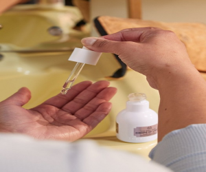 Drops of Light: Unlock Your Skin's Radiance with Our Brightening Serum