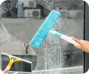 2-in-1 Spray Type Brushes Cleaning Airbrush Glass Wiper Cleaner Washing Scraper Home Bathroom Car Window Cleaning Tool - Multi Color