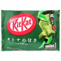 KitKat Real Green Tea Matcha Chocolate Pack 8pcs