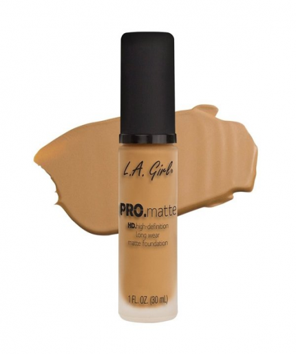 L.A. Girl PRO Matte Foundation - GLM676 Light Tan 30ml: Achieve a Flawless Matte Finish