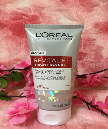 Loreal Revitalift Bright Reveal Scrub Cleanser 150ml