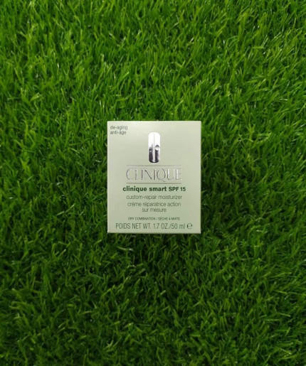 Clinique Smart SPF 15 Custom-Repair Moisturizer for Dry to Very Dry Skin - Ultimate Skincare Solution
