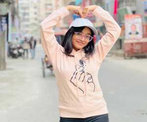 Premium Qulity Girls Huddie