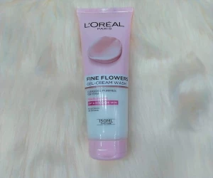 Loreal Paris Skin Expert Fine Flowers Gel-Cream Wash 150 ml