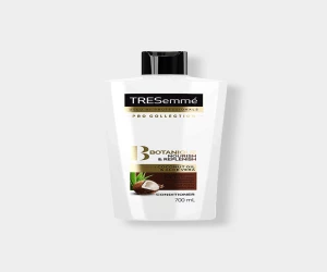 Tresemme Botanique Nourish and Replenish Conditioner With Coconut Oil and Aloe Vera 700ml