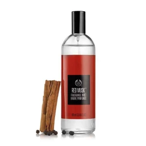 The Body Shop Red Musk Fragrance Mist: Unleash Your Bold Sensuality with this Irresistible Scent