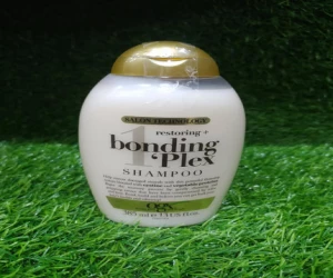 OGX Restoring and Bonding Plex Shampoo - 385ml: Repair and Strengthen Your Hair