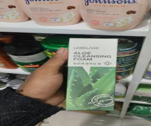 Lebelage Aloe Cleansing Foam for sensitive rough skin